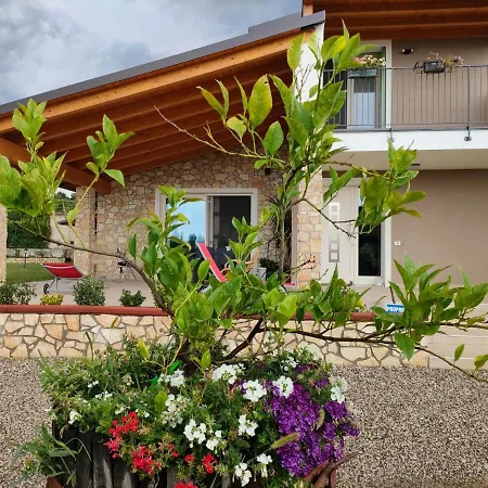 Corte Del Sole בית הארחה